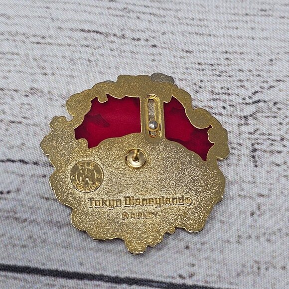 Tokyo Disneyland Mickey & Minnie Mouse Christmas Fantasy Pin - Picture 5 of 6
